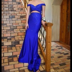 Blue prom dress. Size 0 fits like a 2-4